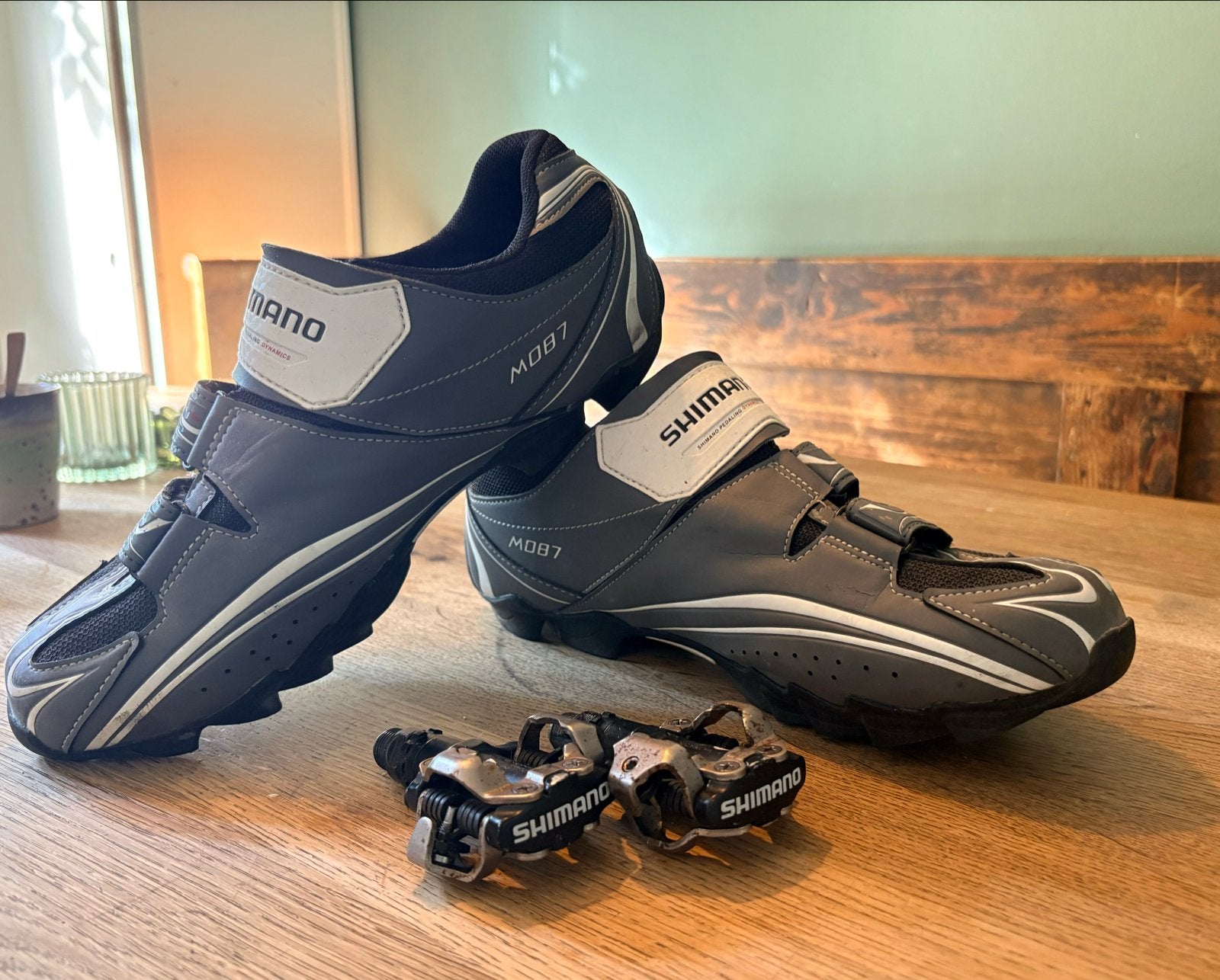 Shimano SPD pedalen en fietsschoenen maat 44, Crankstel of Pedalen, Gebruikt, Overige materialen, Ophalen of Verzenden