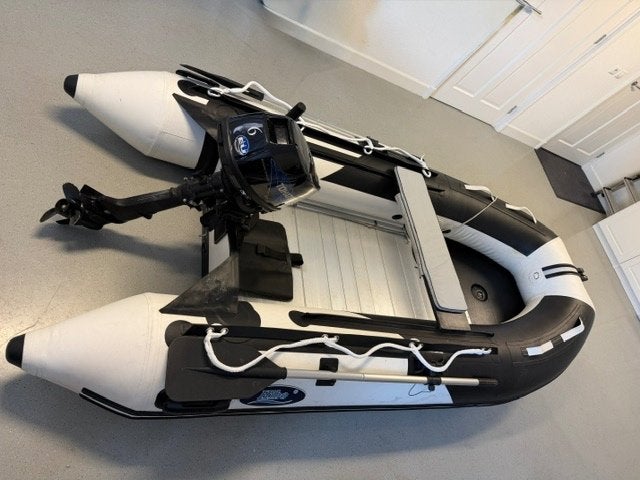 HIBO RIB met 6 pk Buitenboord Motor, Peddels, Binnenboordmotor, 6 pk, Zo goed als nieuw