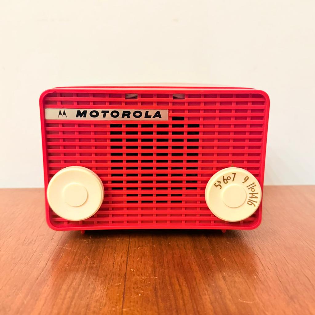 VINTAGE BUIZENRADIO MOTOROLA 56A LITTLE DEVIL RADIO 1950, Verzenden