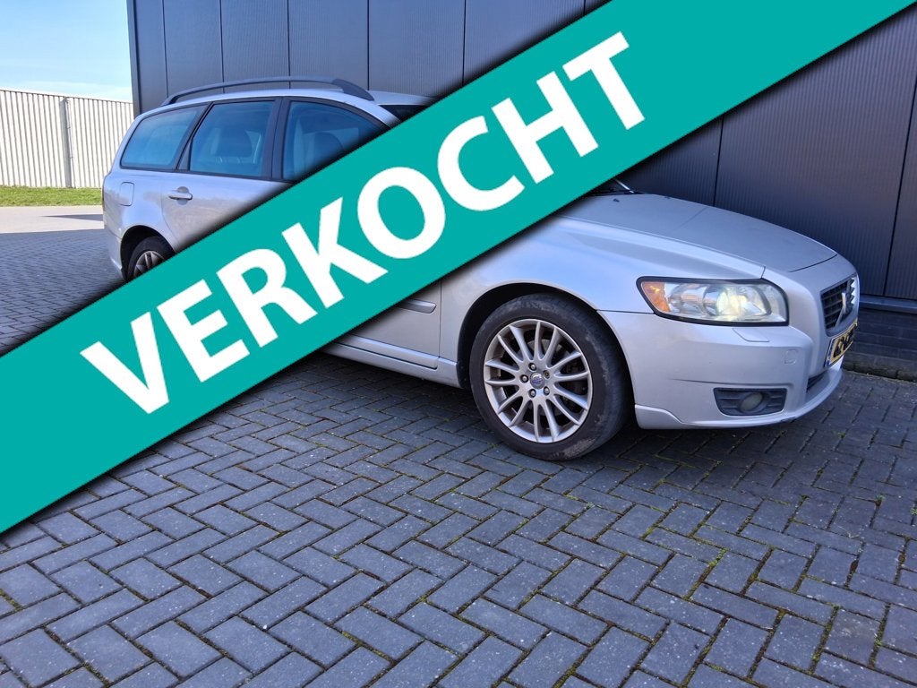 Volvo V50 2.0D Momentum / nette auto / AANBIEDING, Auto's, Volvo, Voorwielaandrijving, 136 pk, Gebruikt, 4 cilinders