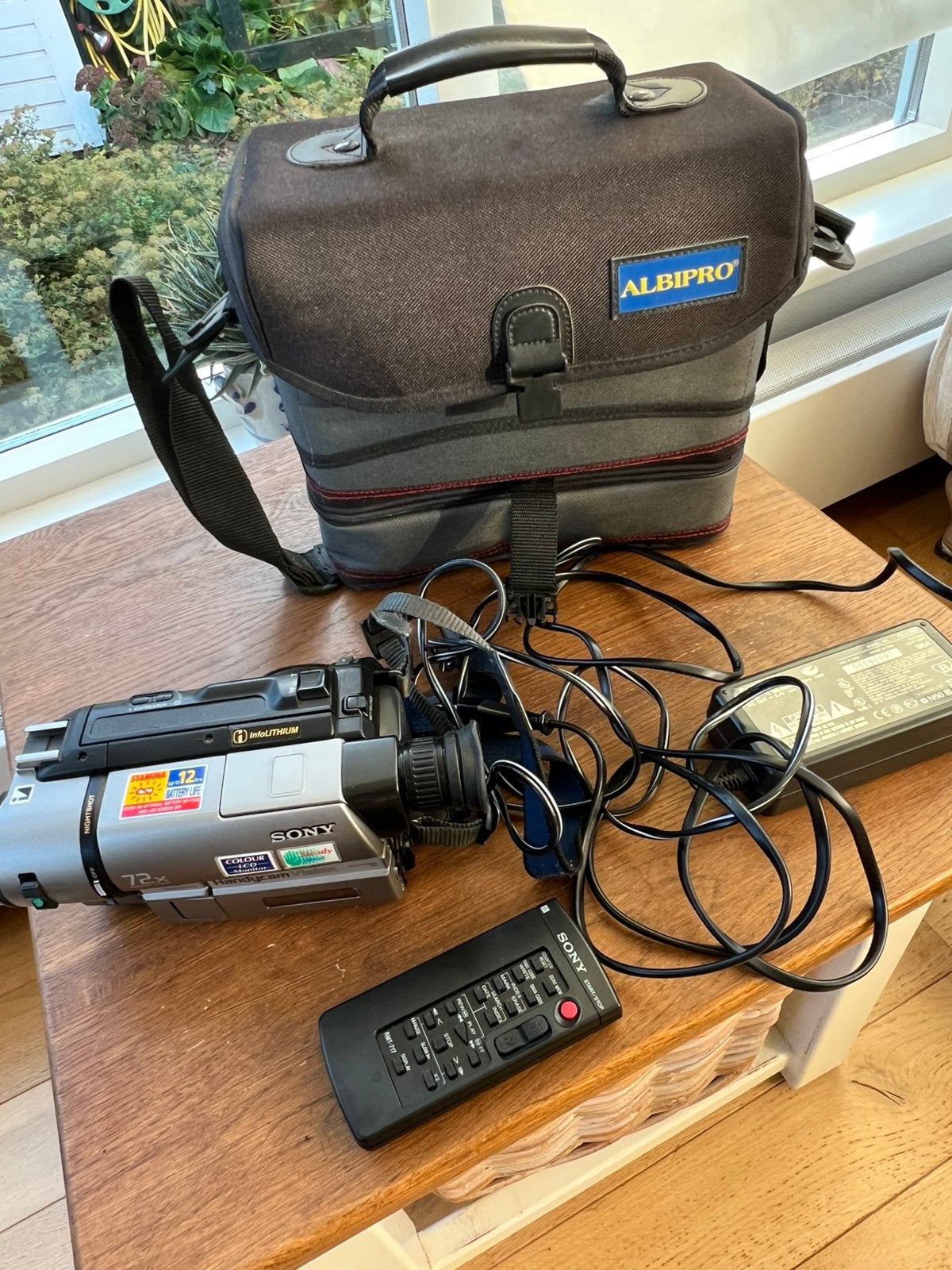 Sony handycam. CCD-TRV69.  Hi8 Voor digitaliseren, Gebruikt, Overige soorten, Ophalen of Verzenden, 8 tot 20x