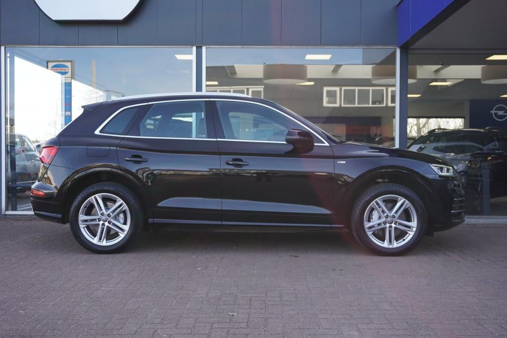Audi Q5 50 TFSI e quattro S edition Automaat | Navigatie | A, Auto's, 4 cilinders, Leder en Stof, Zwart, Bedrijf