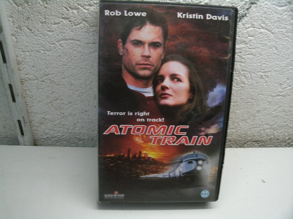 vhs 108b atomic train, Alle leeftijden, Ophalen of Verzenden, Zo goed als nieuw, Actie en Avontuur