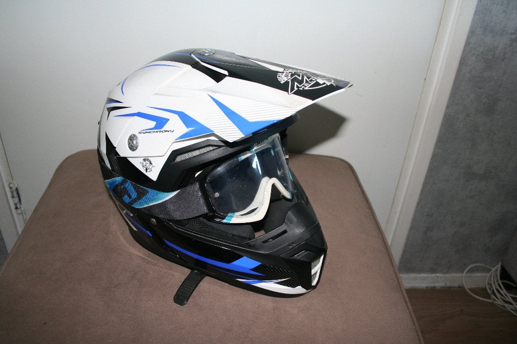 MT Helmets Synchrony Motocrosshelm in wit/blw/zwart Maat: 58, Dames, Integraalhelm, Tweedehands, Ophalen