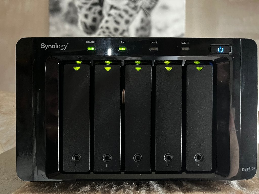 Synology DS1512+ met schijven (12TB totaal), Ophalen of Verzenden, Gebruikt