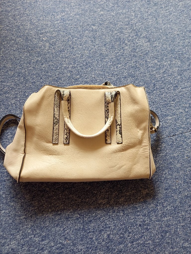 hand en schouder tas, Ophalen of Verzenden, Gebruikt, Beige, Handtas