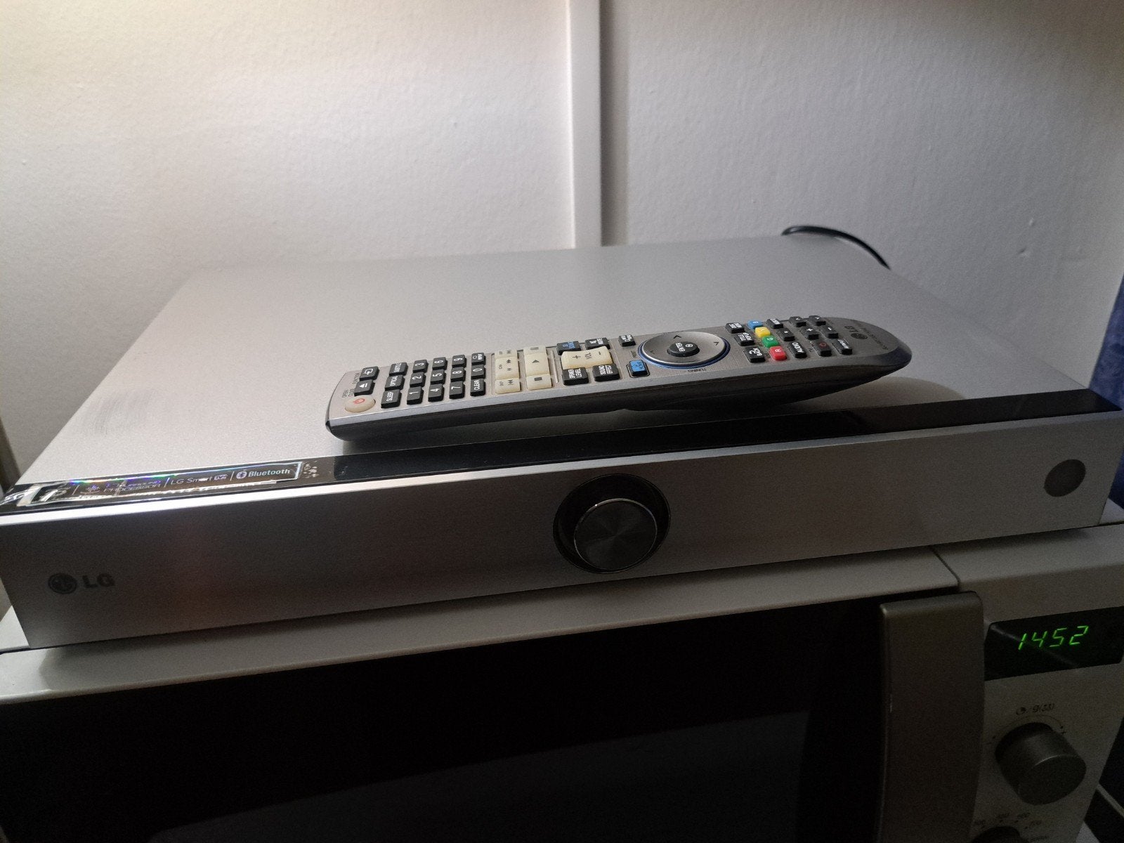 LG DVD-speler met afstandsbediening, Ophalen, Zo goed als nieuw, Dvd-speler, LG