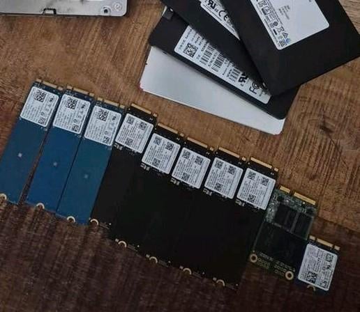 Diverse opslag SSD 12x 128gb, Intern, Gebruikt, Ophalen of Verzenden, Desktop