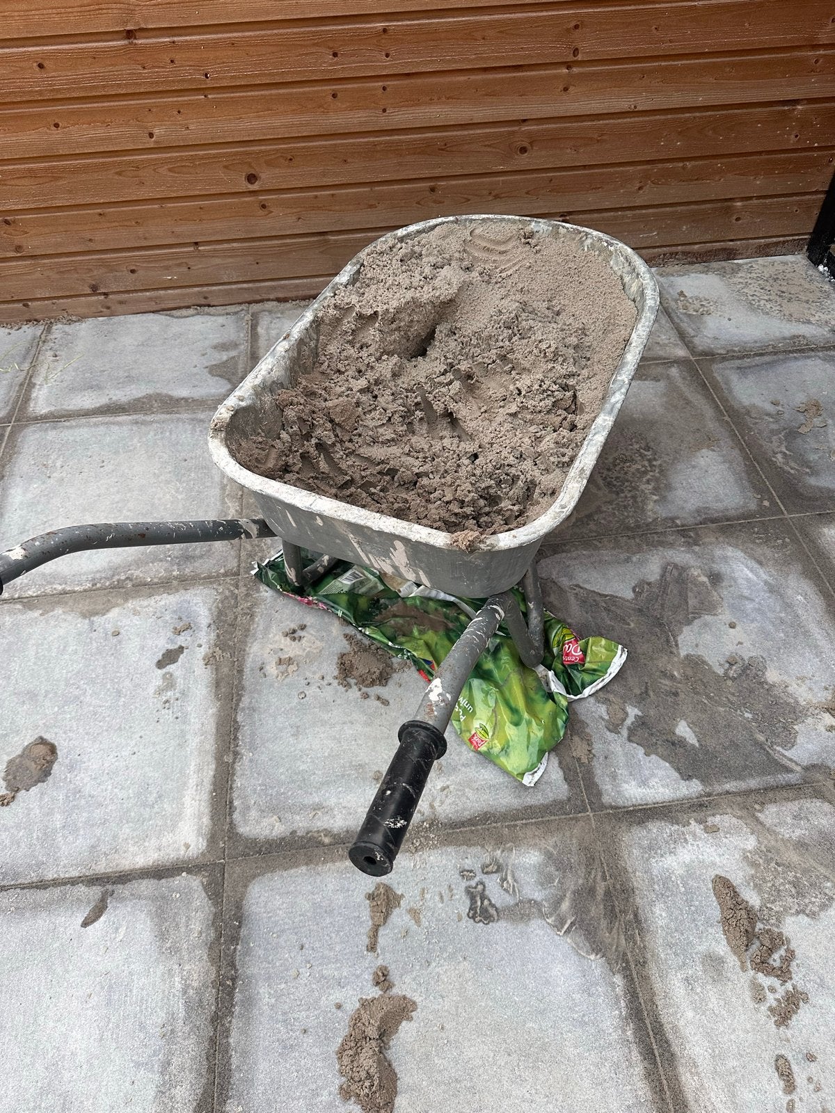 Brekerzand aangeboden (zonder kruiwagen), Tuin en Terras, Ophalen of Verzenden, Nieuw, Brekerzand