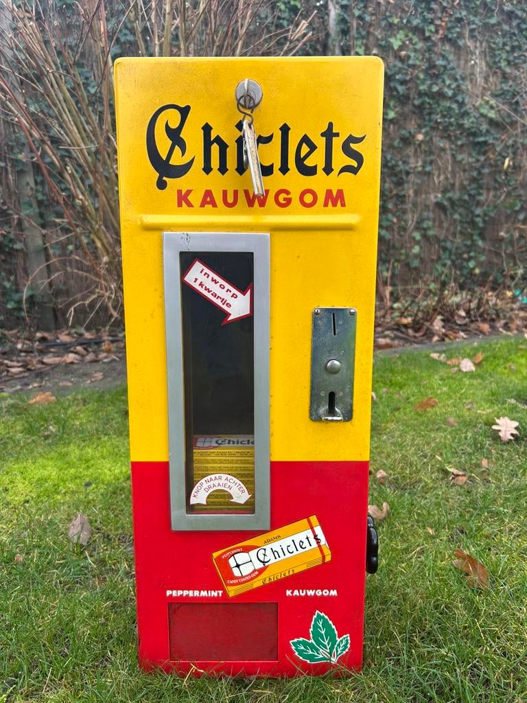 Zeldzame Chiclets automaat, Ophalen of Verzenden, Zo goed als nieuw