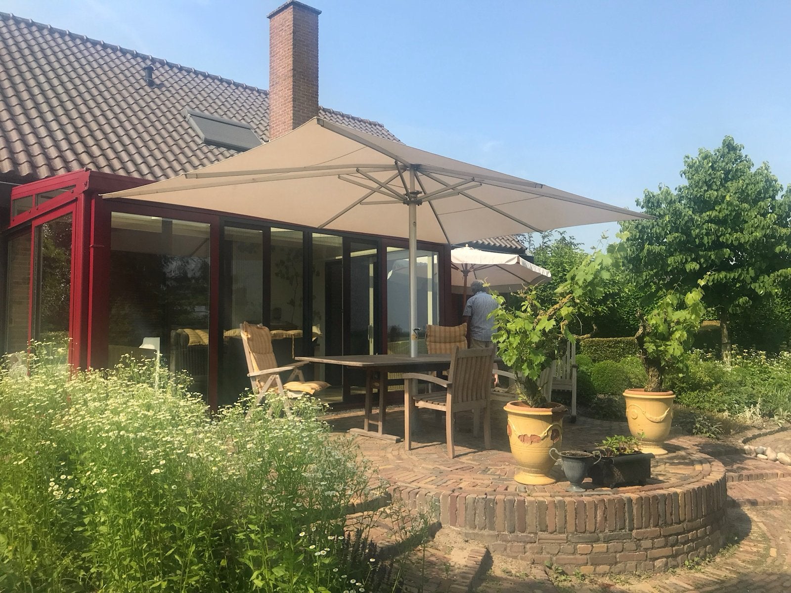 Vedamco Horecaparasols en Zonwering