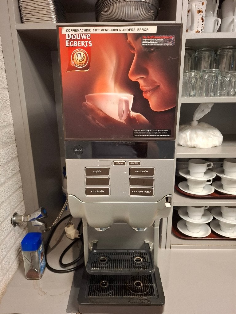 DE Koffiemachine, Witgoed en Apparatuur, Koffiezetapparaten, Ophalen, Gebruikt, Overige typen, 10 kopjes of meer