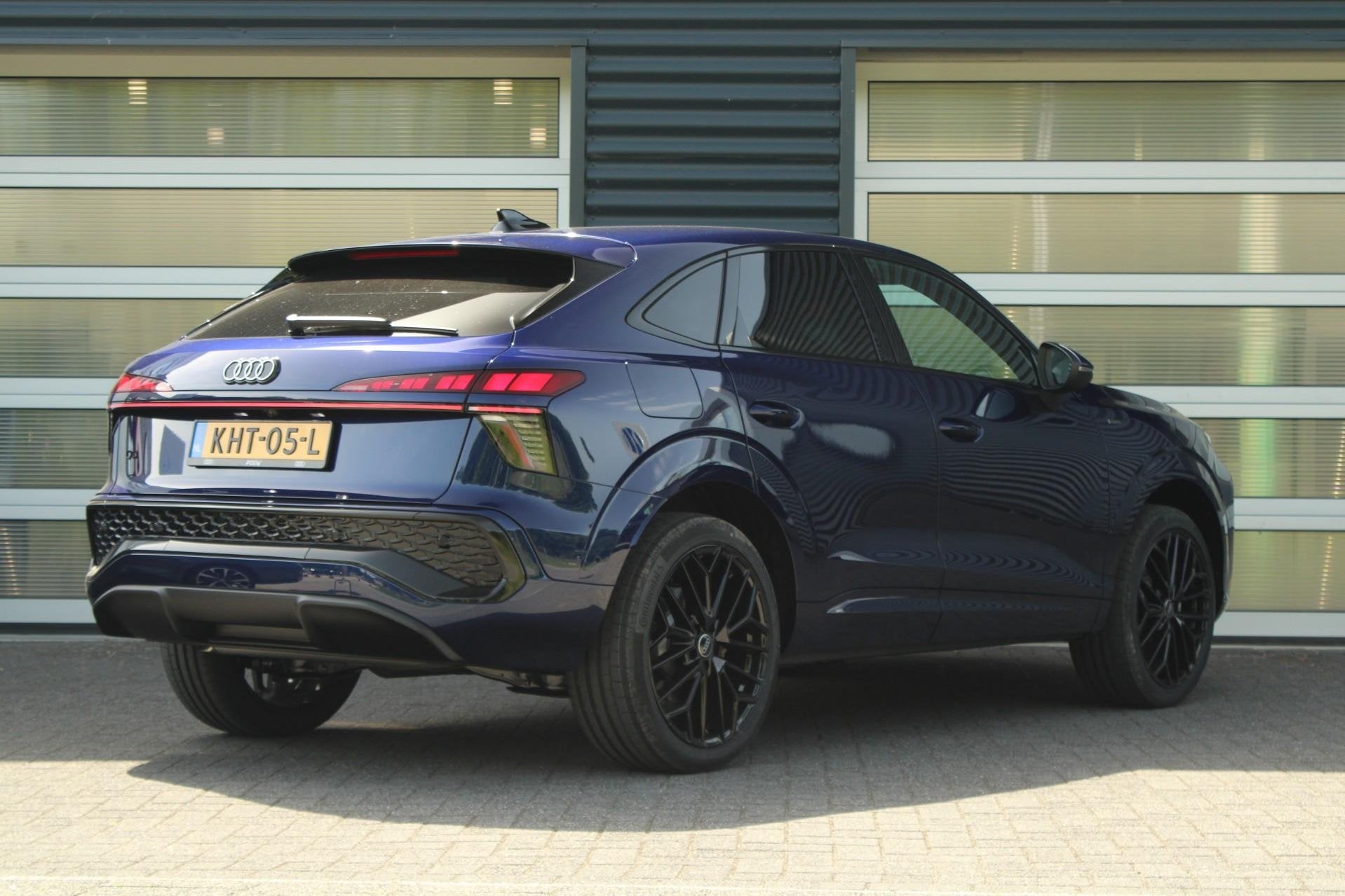 Audi Q3 Sportback 1.5 e-hybrid 272pk S edition | 20" Velgen, Auto's, Audi, 12 maanden, 1800 kg, 1498 cc, 4 cilinders