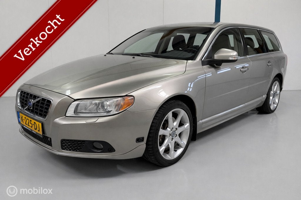 Volvo V70 3.0 T6 AWD Summum SCHUIFDAK / LEER, Auto's, Volvo, Automaat, Gebruikt, 2953 cc, Traction-control