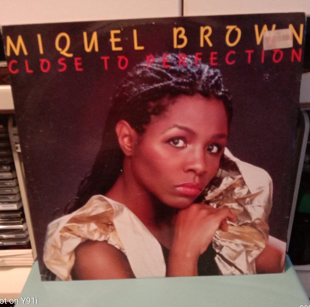 Maxi Single - Miquel brown - close to perfection', Ophalen of Verzenden, Gebruikt, 12 inch