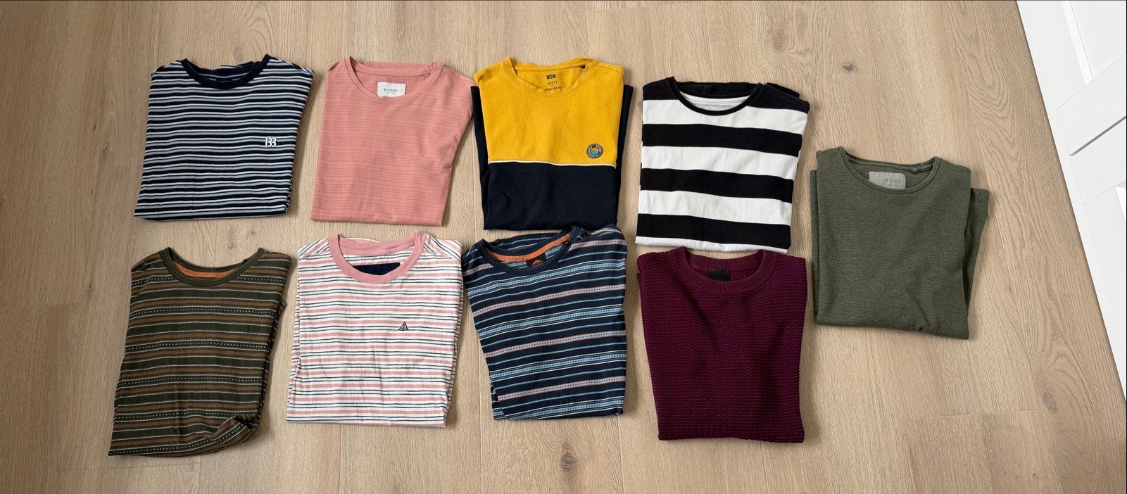 9 stuks T-shirts en truien voor jongen/heren - Maat XS, Ophalen of Verzenden, Gedragen, Maat 46 (S) of kleiner