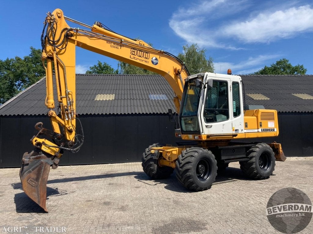 Liebherr A900 Litronic, Zakelijke goederen, Machines en Bouw | Kranen en Graafmachines, Niet opgegeven, -, Niet opgegeven