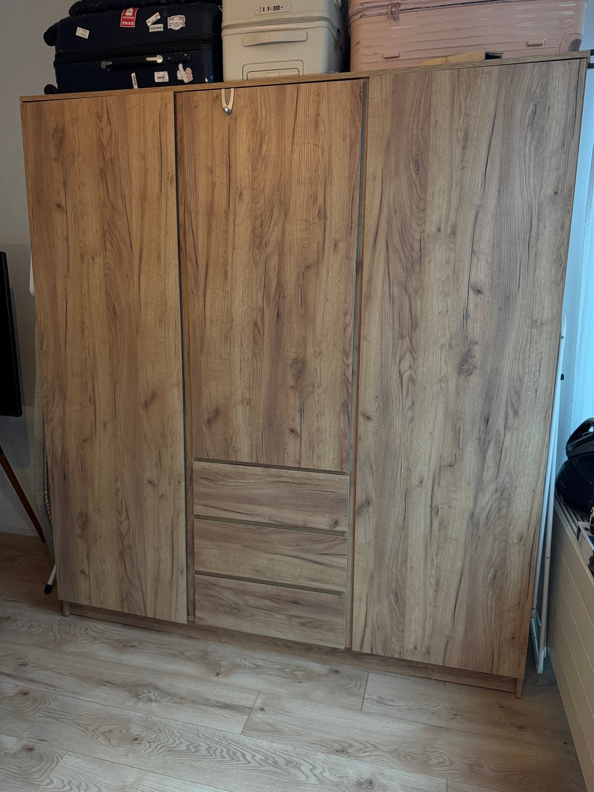 wardrobe, 150 tot 200 cm, Ophalen of Verzenden, Zo goed als nieuw, Minder dan 100 cm