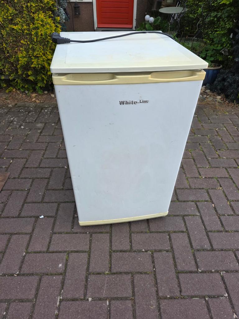 White-Line Vrieskast - Compact en Vrijstaand, Witgoed en Apparatuur, Gebruikt, Onbekend, Minder dan 60 cm, Ophalen of Verzenden