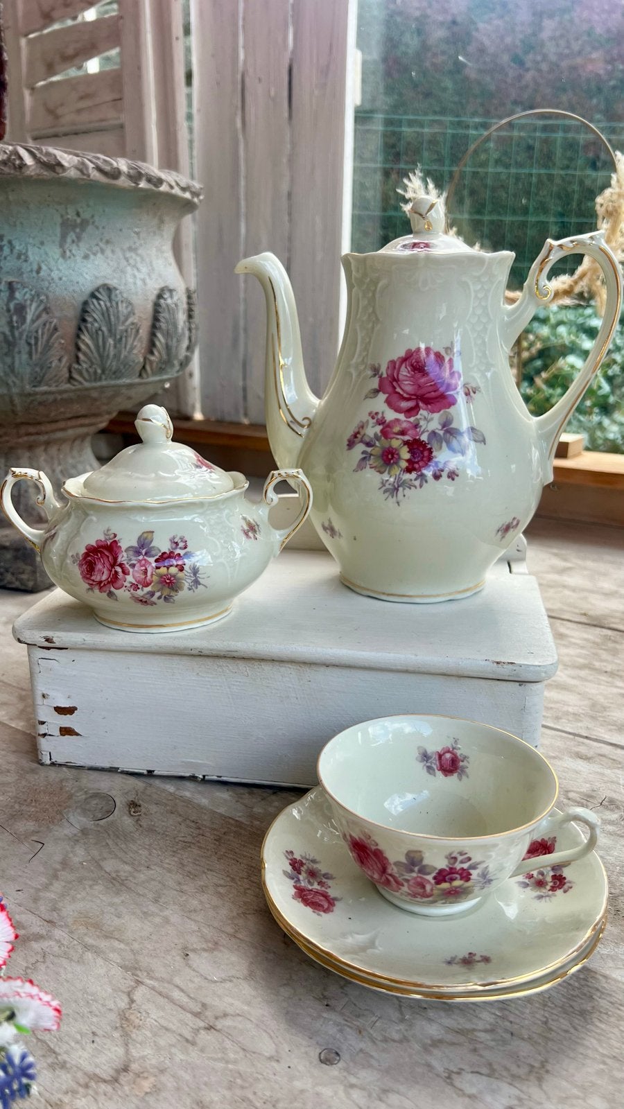 Vintage Mosa Maastricht theeservies met rozen decor, Ophalen of Verzenden