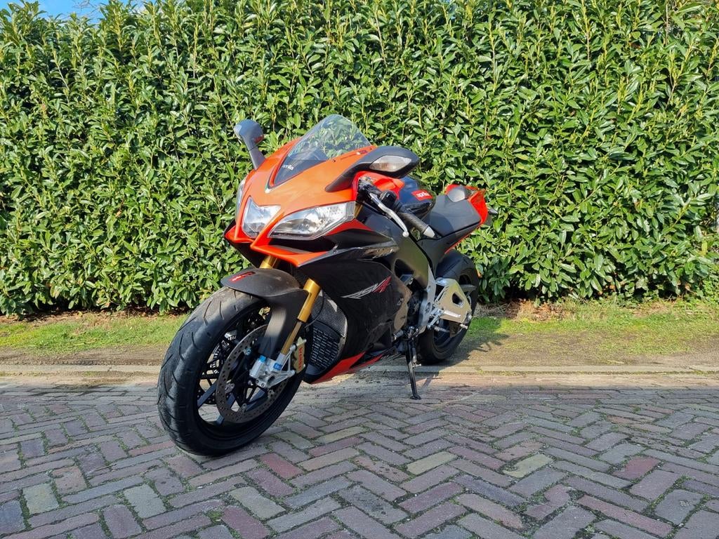 Aprilia RSV4 2011 Factory APCR -15900 KM!, 4 cilinders, Motorrijbewijs A, Super Sport, Meer dan 35 kW
