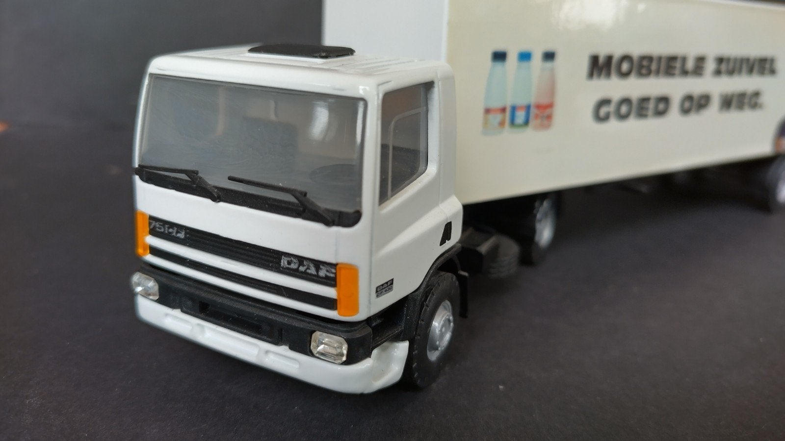 Daf 85 mobiele Zuivel 1:50 Lion Car Pol, Verzenden, ., Zo goed als nieuw, Lion