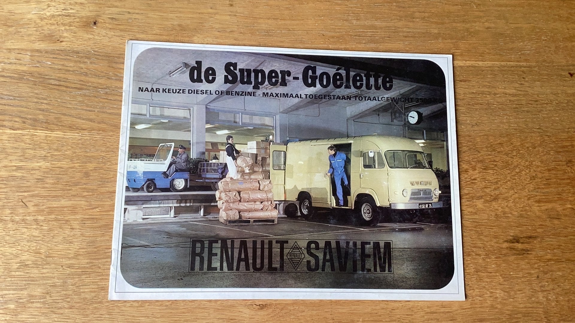 Renault Saviem Super-Goélette brochure, Ophalen of Verzenden, Zo goed als nieuw, Renault