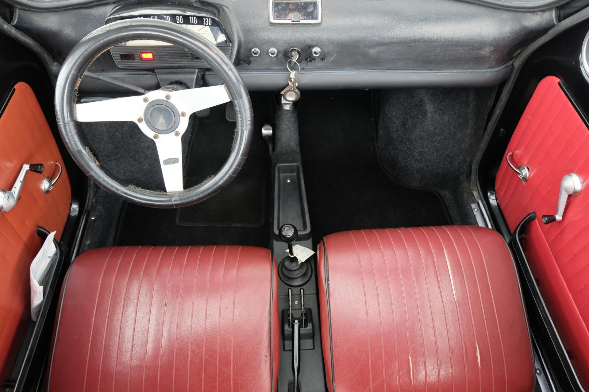 Fiat 500 Bambino | NIEUWE MOTOR |, Auto's, Oldtimers, Voorwielaandrijving, 594 cc, Zwart, Bedrijf