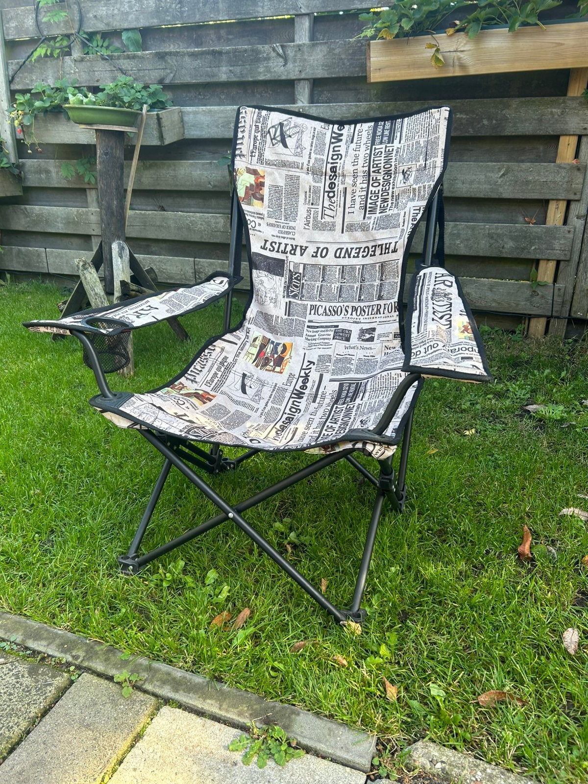 Opvouwbare kampeerstoel krantendesign, Ophalen of Verzenden, Zo goed als nieuw, Campingstoel
