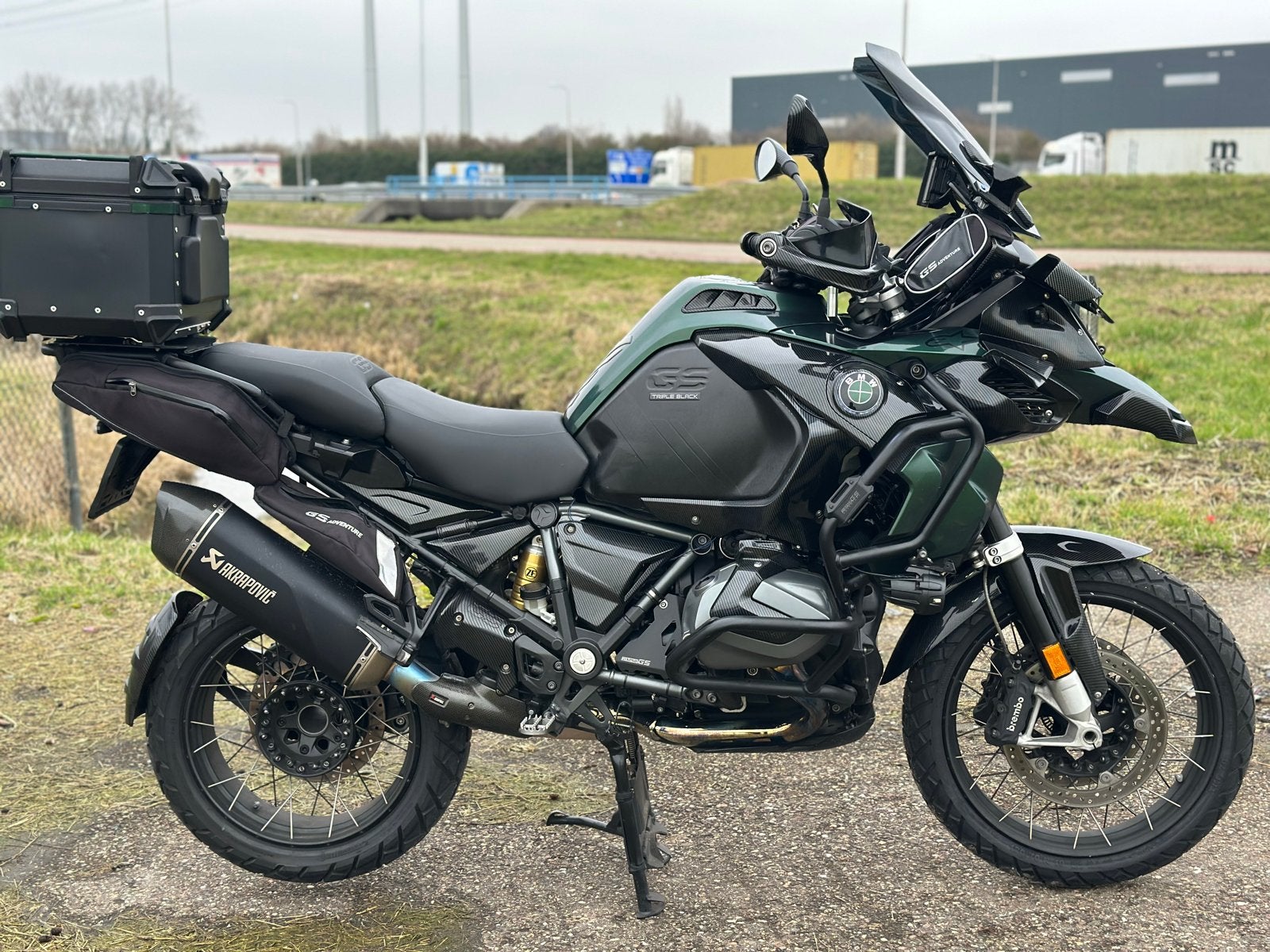 BMW R 1250 GS Adventure Triple Black Akrapovic BTW motor, Motorrijbewijs A, Gebruikt, 3 cilinders, Particulier