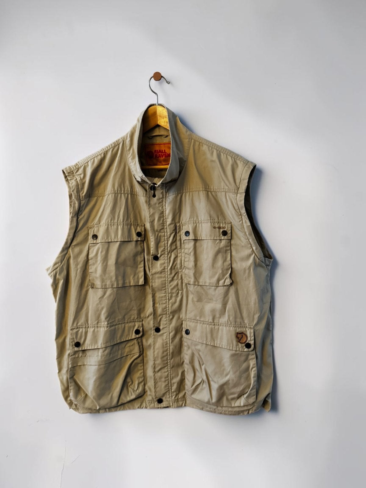 Fjällräven G-1000 outdoor vest bodywarmer beige zand XXL, Ophalen of Verzenden, Zo goed als nieuw, Overige maten, Beige