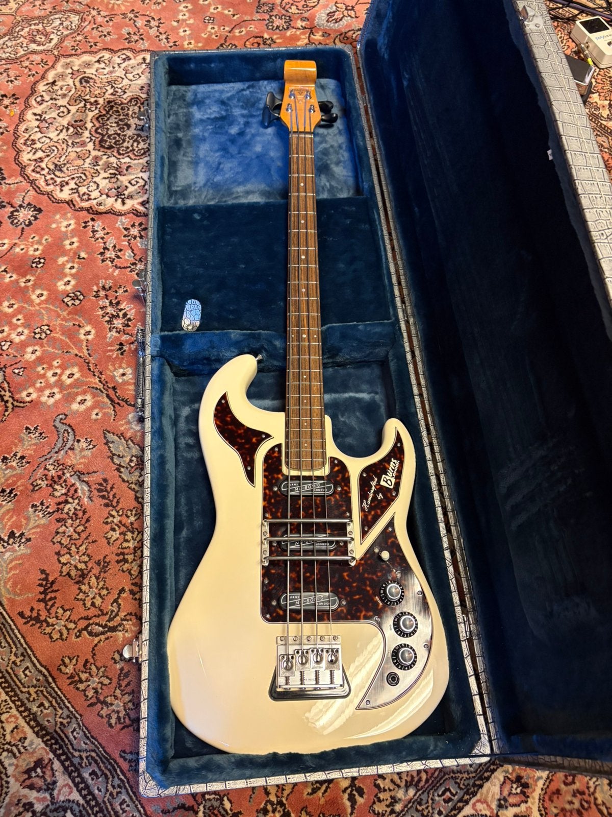 Burns London John Rostill Signature Bass (The Shadows) MINT, Ophalen of Verzenden, Zo goed als nieuw, Elektrisch