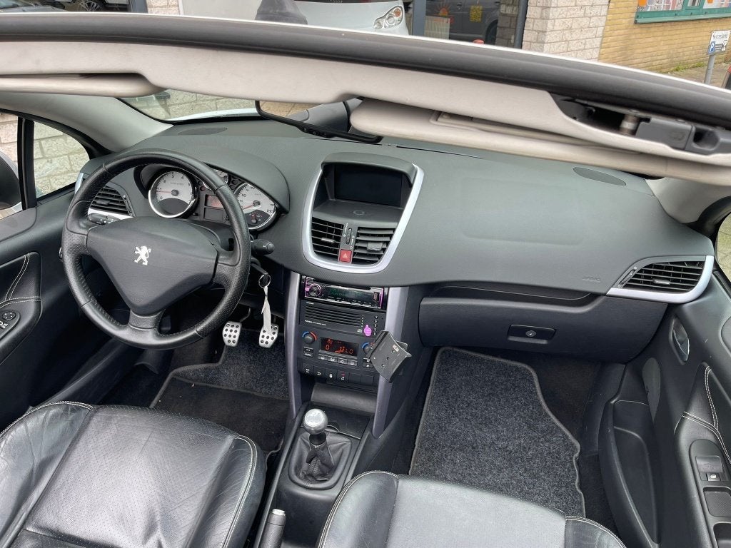 Peugeot 207 CC 1.6-16V T Sport Nw DistKetting Beurt JBL Leer, Gebruikt, 4 cilinders, 4 stoelen, Handgeschakeld