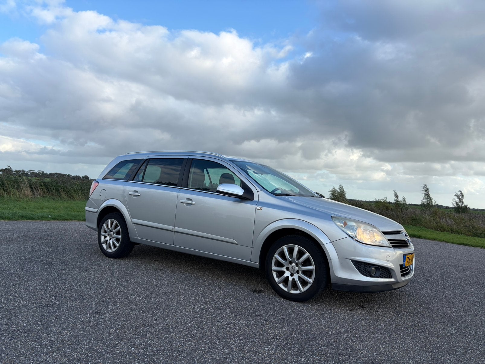 Opel Astra 1.6 16V 85KW St.wgn. 2007 Grijs, Auto's, Voorwielaandrijving, 657 kg, 15 km/l, 4 cilinders
