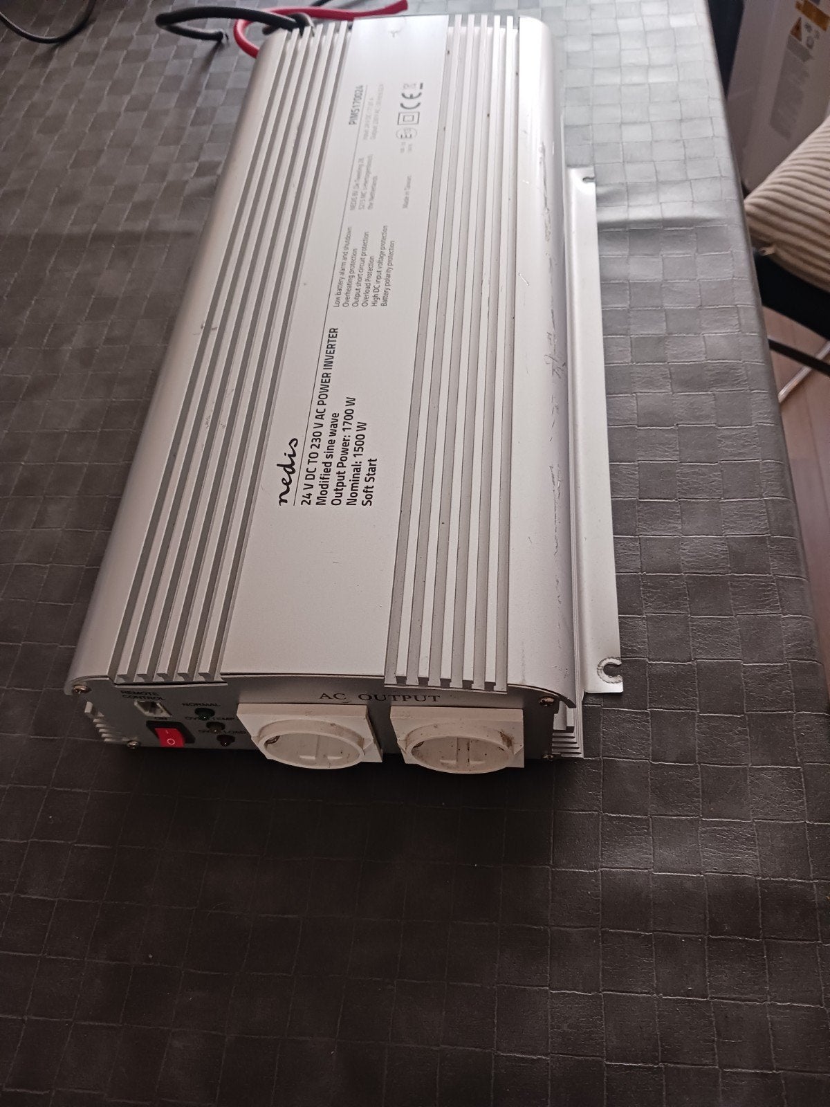 24 volt omvormer 1700 watt, Ophalen, Gebruikt