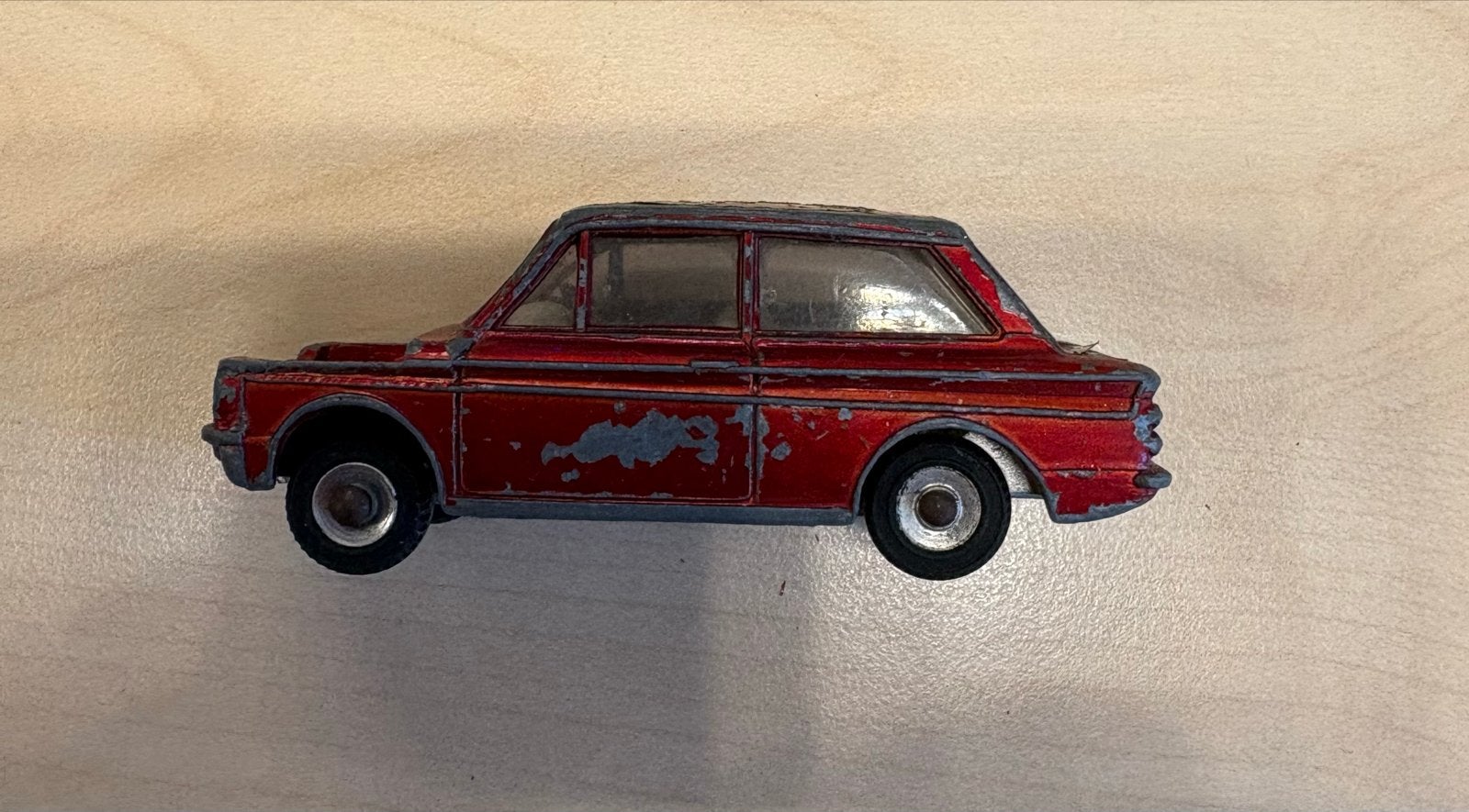 Twee vintage Dinky Toys: Hillman Imp en Fire Engine, Gebruikt, Ophalen of Verzenden, Nb, Nb