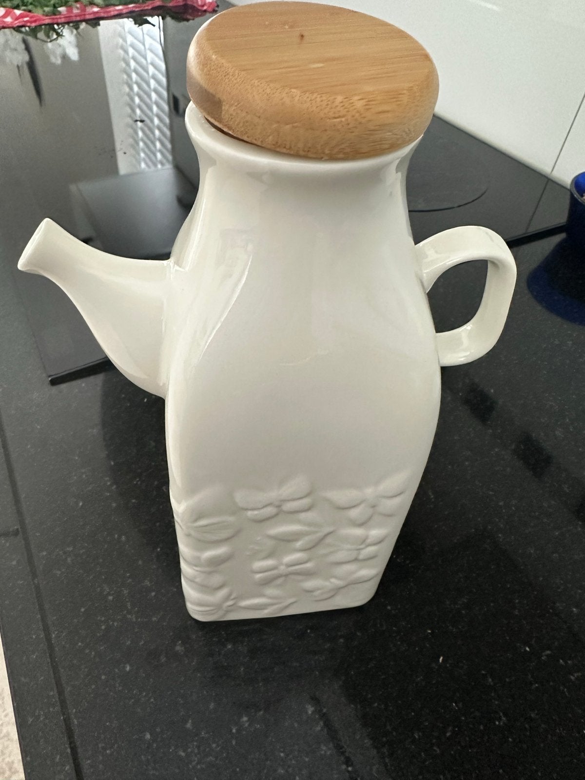 Witte oliefles met houten deksel, Zo goed als nieuw, Steen/keramiek, Wit, Ophalen