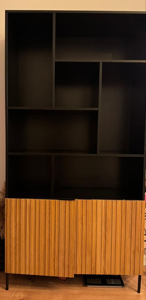 Gravure Hoge Kast Korpus Zwart En Deuren Naturel, Ophalen, Eikenhout, 50 tot 100 cm, Zo goed als nieuw
