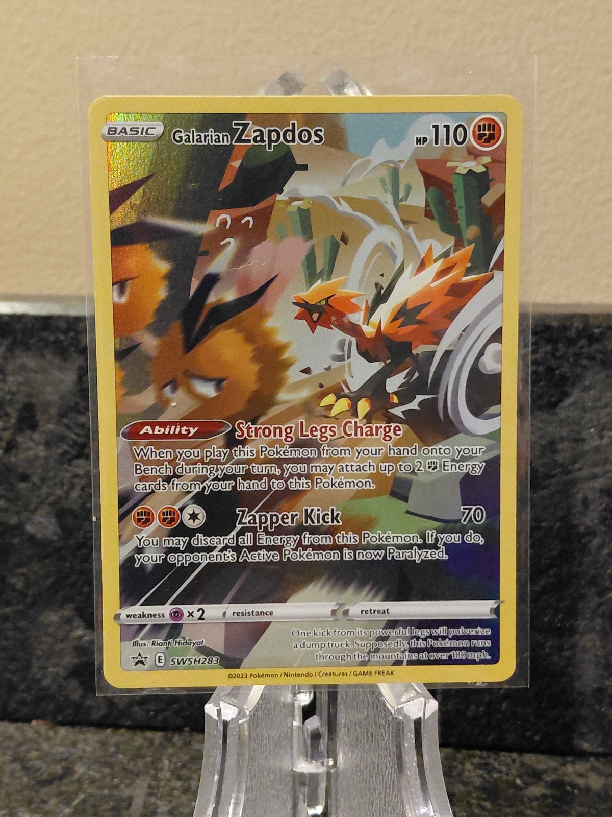 Pokémon Kaart: Galarian Zapdos V (SWSH283) - Nieuwstaat, Hobby en Vrije tijd, Verzamelkaartspellen | Pokémon, Ophalen of Verzenden