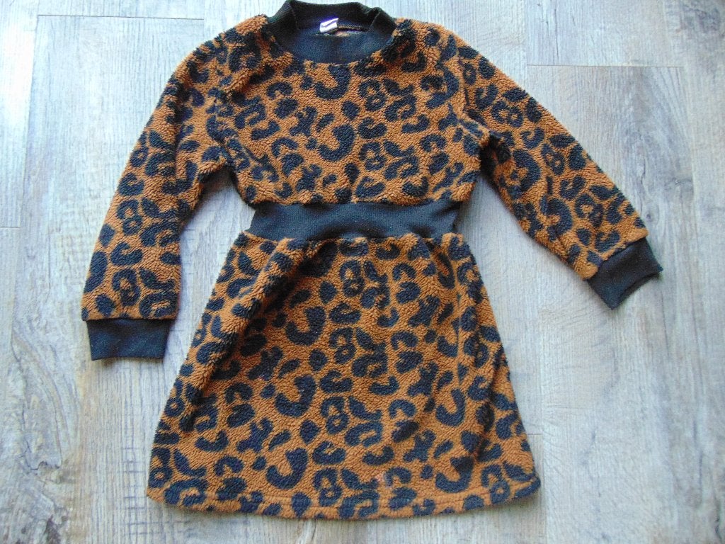 Teddy jurk bruin panterprint maat 116 jurkje, Ophalen of Verzenden, Zo goed als nieuw, Meisje, Jurk of Rok