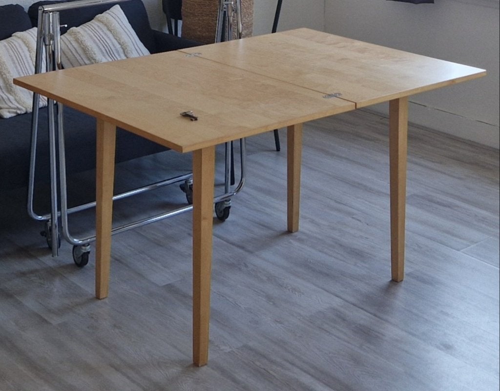 Grote tafel / eettafel / bureau in beige 124×90×71 Den Bosch, Gebruikt, 100 tot 150 cm, Vier personen, Rechthoekig