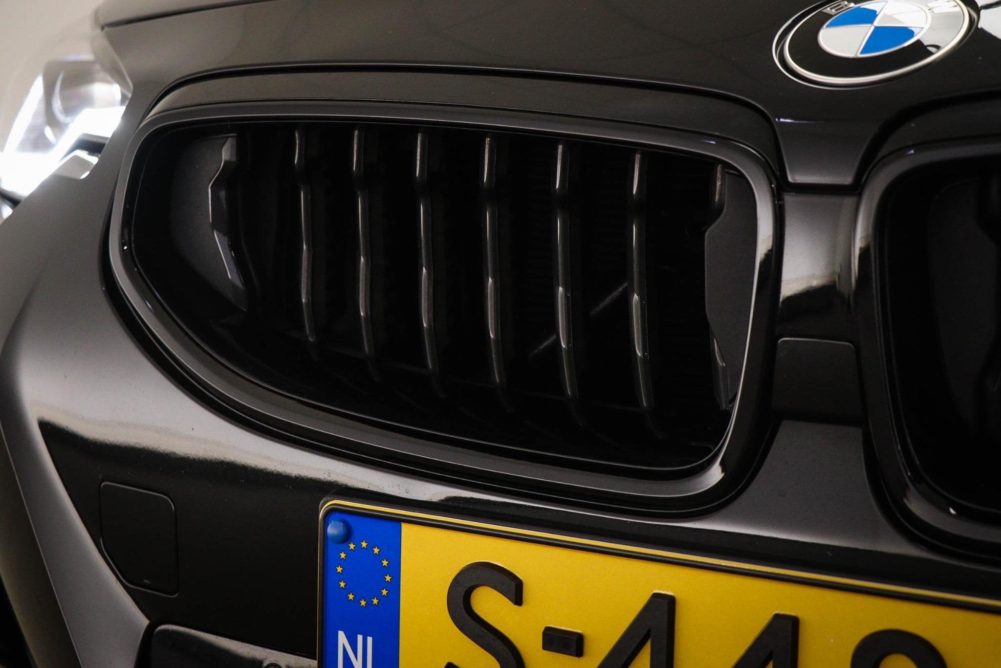 BMW 2-serie Coupé M240i xDrive High Executive | SCHUIFDAK |, Auto's, BMW, Gebruikt, Met garantie (alle), 4 stoelen, Zwart