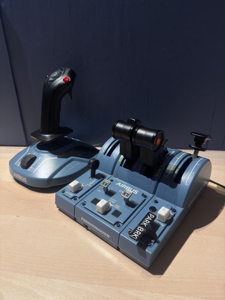Thrustmaster TCA Captain Pack Airbus Edition, Computers en Software, Joysticks, Ophalen of Verzenden, Gebruikt, Trustmaster