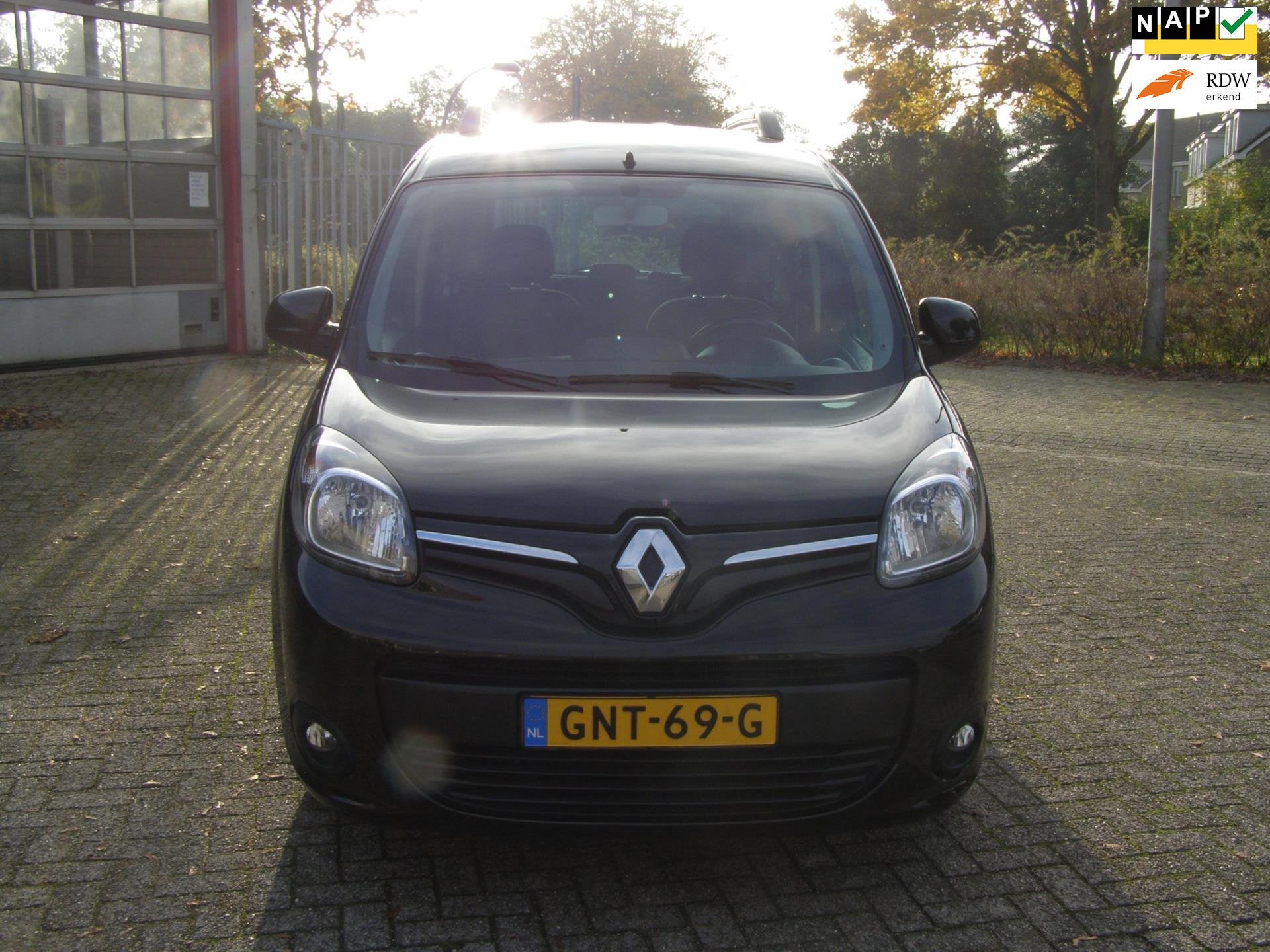 Renault Kangoo Family 1.2 TCe Limited Edition Airco, Auto's, Voorwielaandrijving, 1350 kg, Gebruikt, 4 cilinders