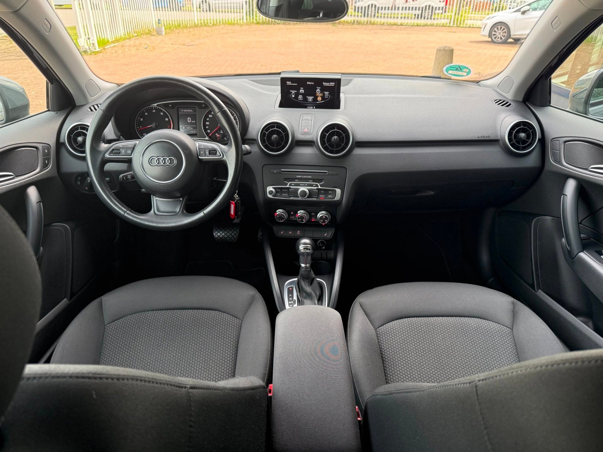 Audi A1 1.4 TFSI S-Line | S-Tronic | LED | Cruise | Climate, 4 cilinders, 4 stoelen, 49 €/maand, Hatchback