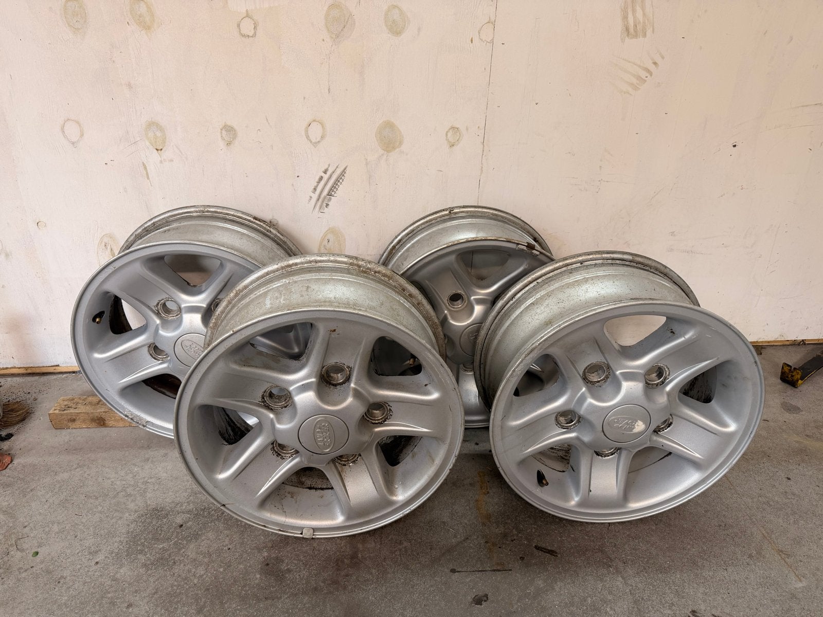 Land Rover Defender Boost Velgen Set 4x 16 inch, Auto-onderdelen, Banden en Velgen, Gebruikt, Velg(en), 16 inch, Ophalen of Verzenden