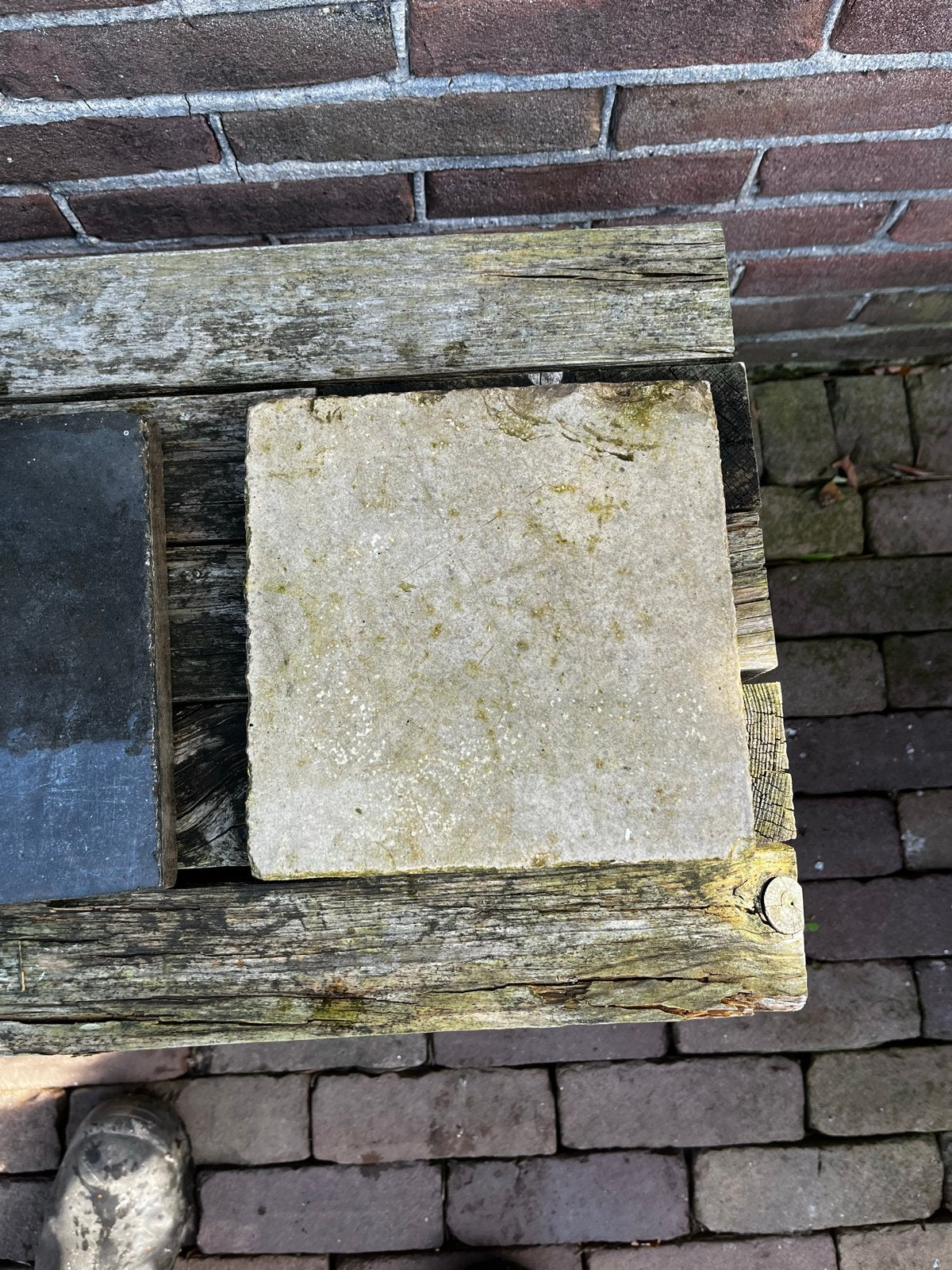 Oude plavuizen 20x20cm, zwart, wit, Ophalen, Gebruikt, Steen of Klei, Minder dan 50 cm