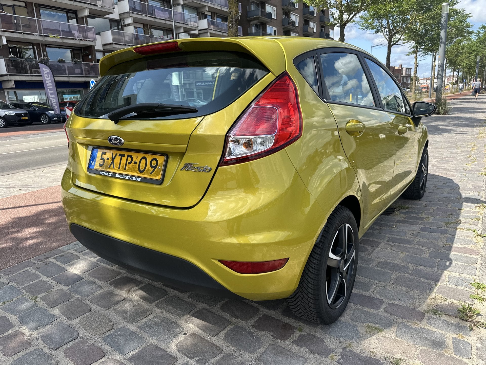 Ford Fiesta 1.0 Style Nwe Distributie ! airco navi apk, Auto's, Voorwielaandrijving, Euro 5, Stof, Zwart