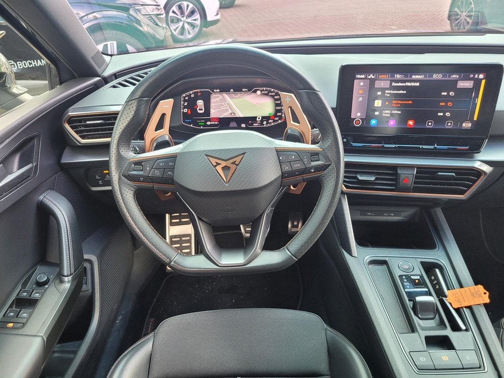 CUPRA Leon Sportstourer 1.4 e-Hybrid VZ Adrenaline | Winter, Auto's, Cupra, Stof, Gebruikt, 4 cilinders, Met garantie (alle)