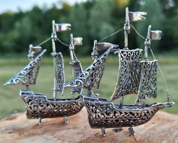 2 Antiek zilveren scheepjes 800 zilver, Ophalen of Verzenden, Zilver
